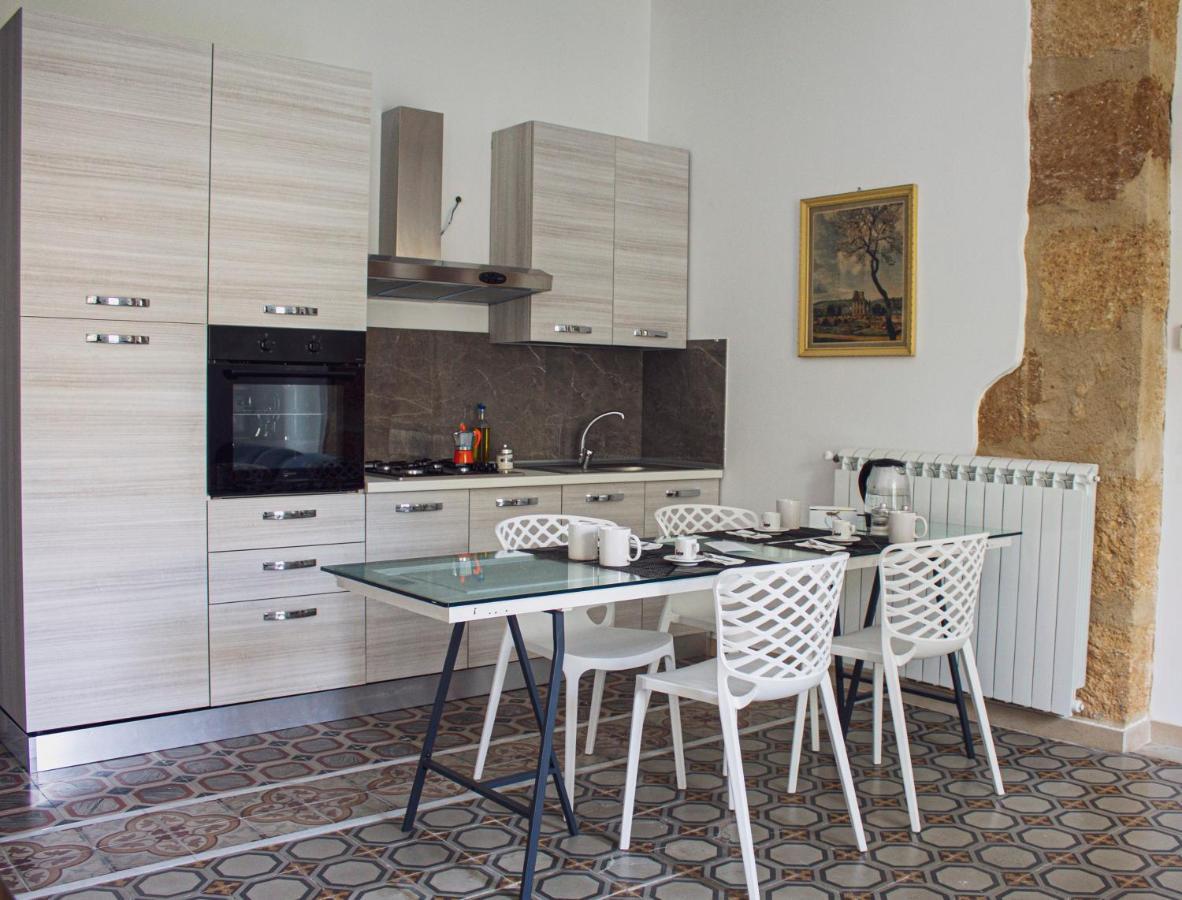 Palazzo Caratozzolo Appartement Agrigento Buitenkant foto